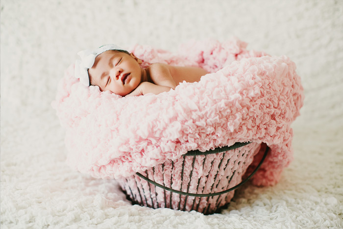 The best San Francisco newborn photos by top San Francisco newborn photographer, Tinywater Photography