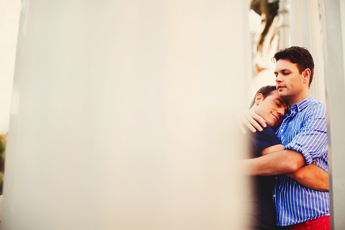 LACMA Los Angeles engagement photos by Los Angeles engagement photographer, Tinywater Photography