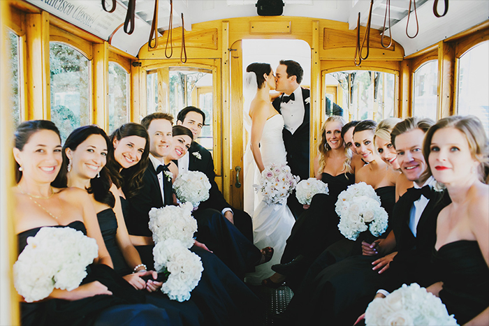 san francisco trolley wedding photo